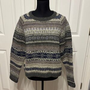 Cozy Women's Multicolor Crew Neck Sweater